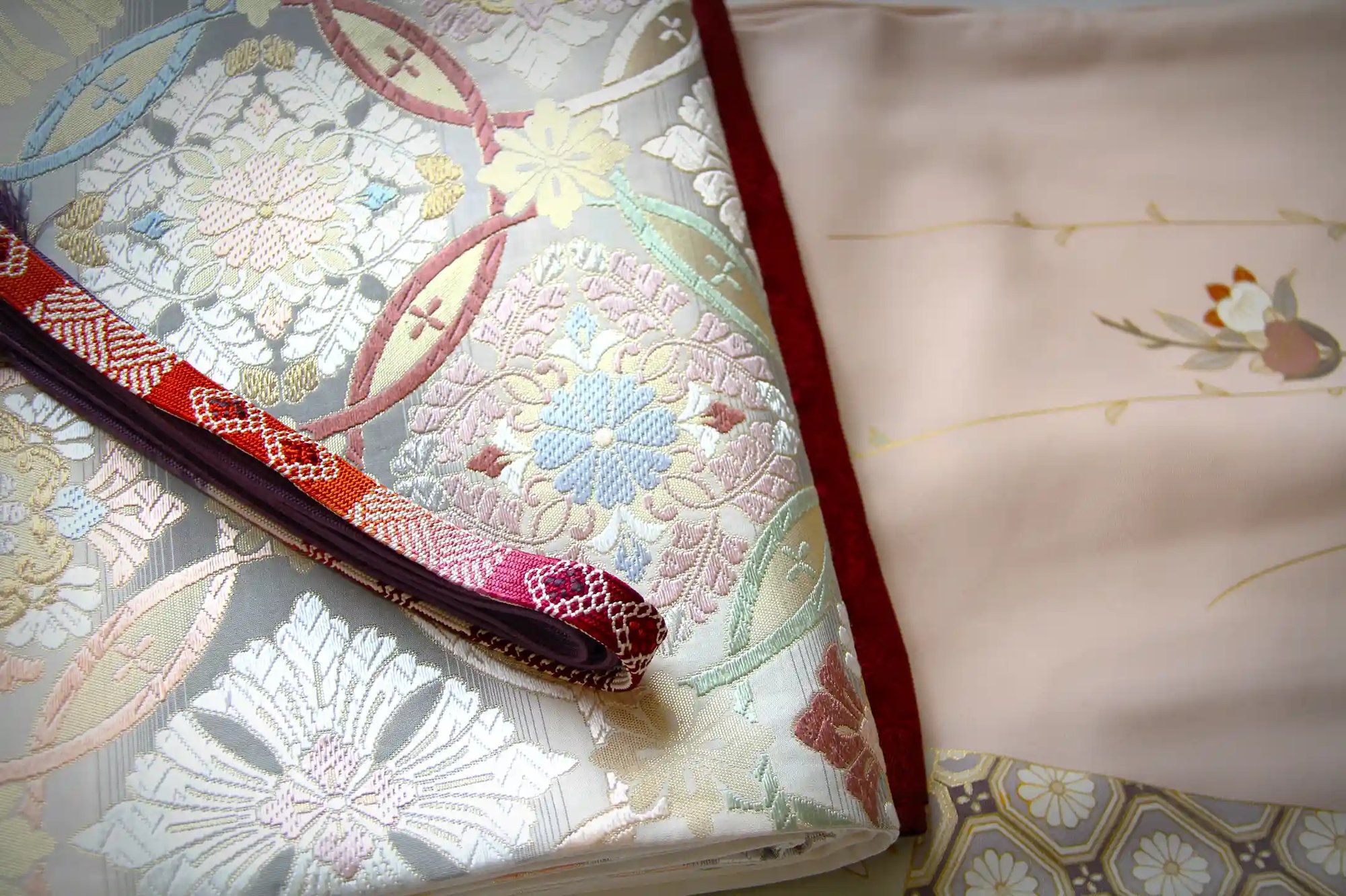 Weaving on a hand loom