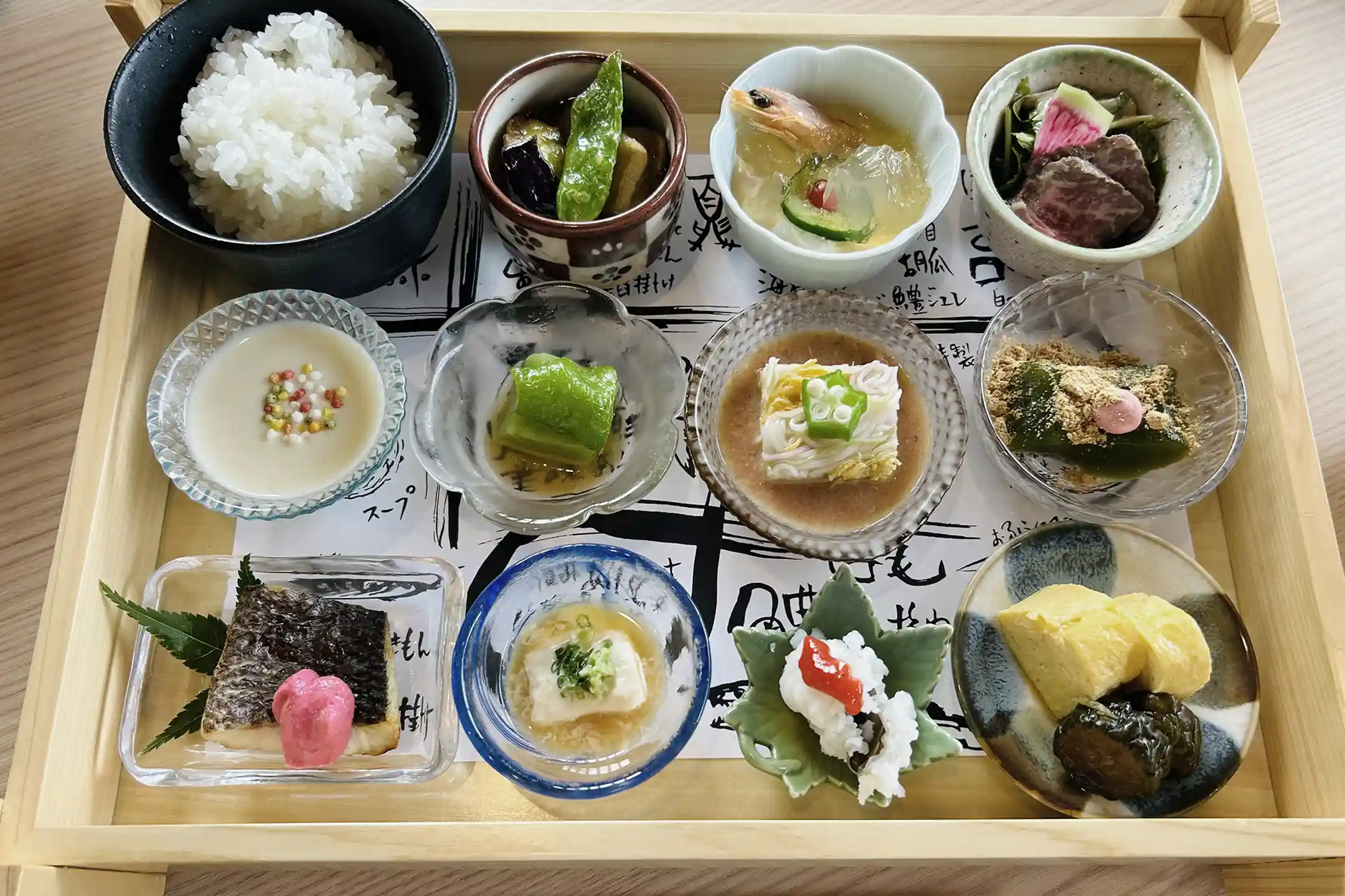 A Complete Guide to Celebrating an Anniversary at a Kyoto Onsen Ryokan｜Rooms with Open‑Air Baths, Private Baths, and Private Kaiseki