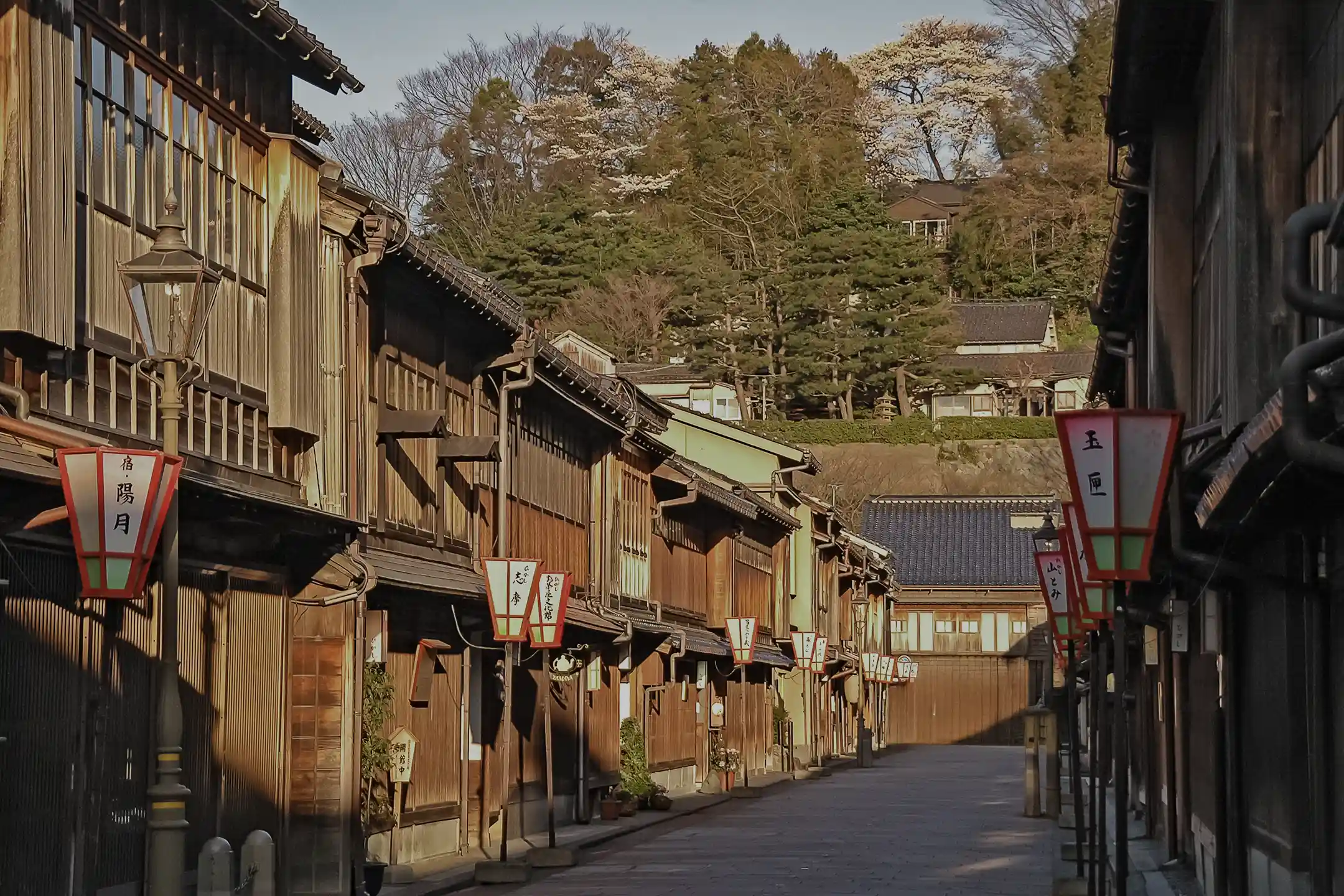 Teahouses along the Higashi Chaya district, Kanazawa