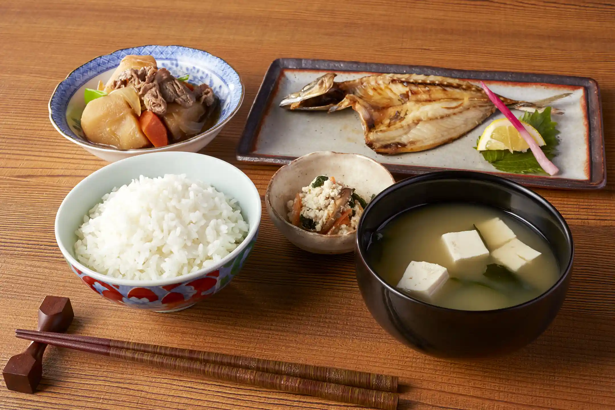 Ryokan Food Guide: What to Expect from Kaiseki Dinner, Breakfast, and Japanese Dining Culture