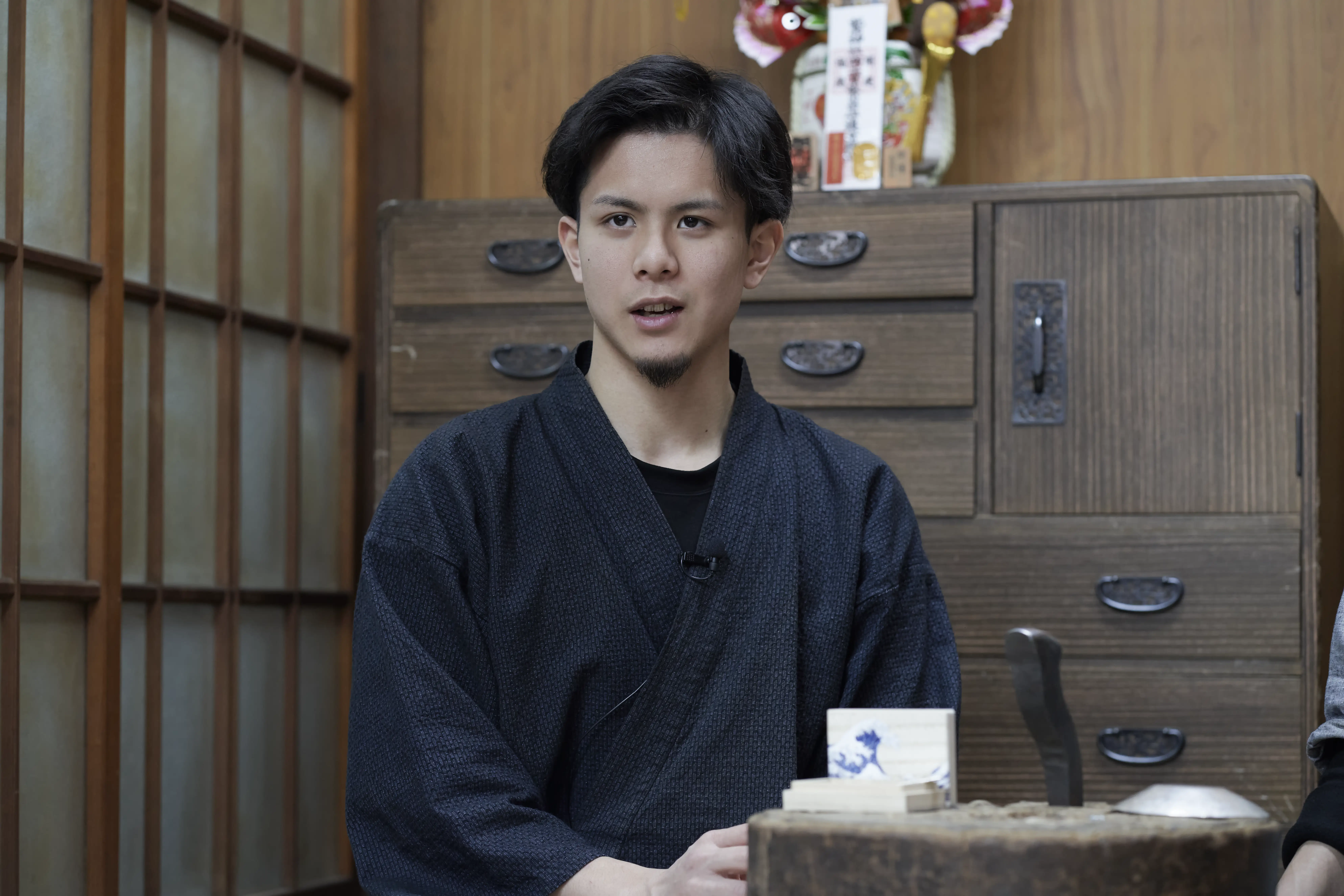 What Gindendo inherits : Silver, Time and the Meaning of Atsurae