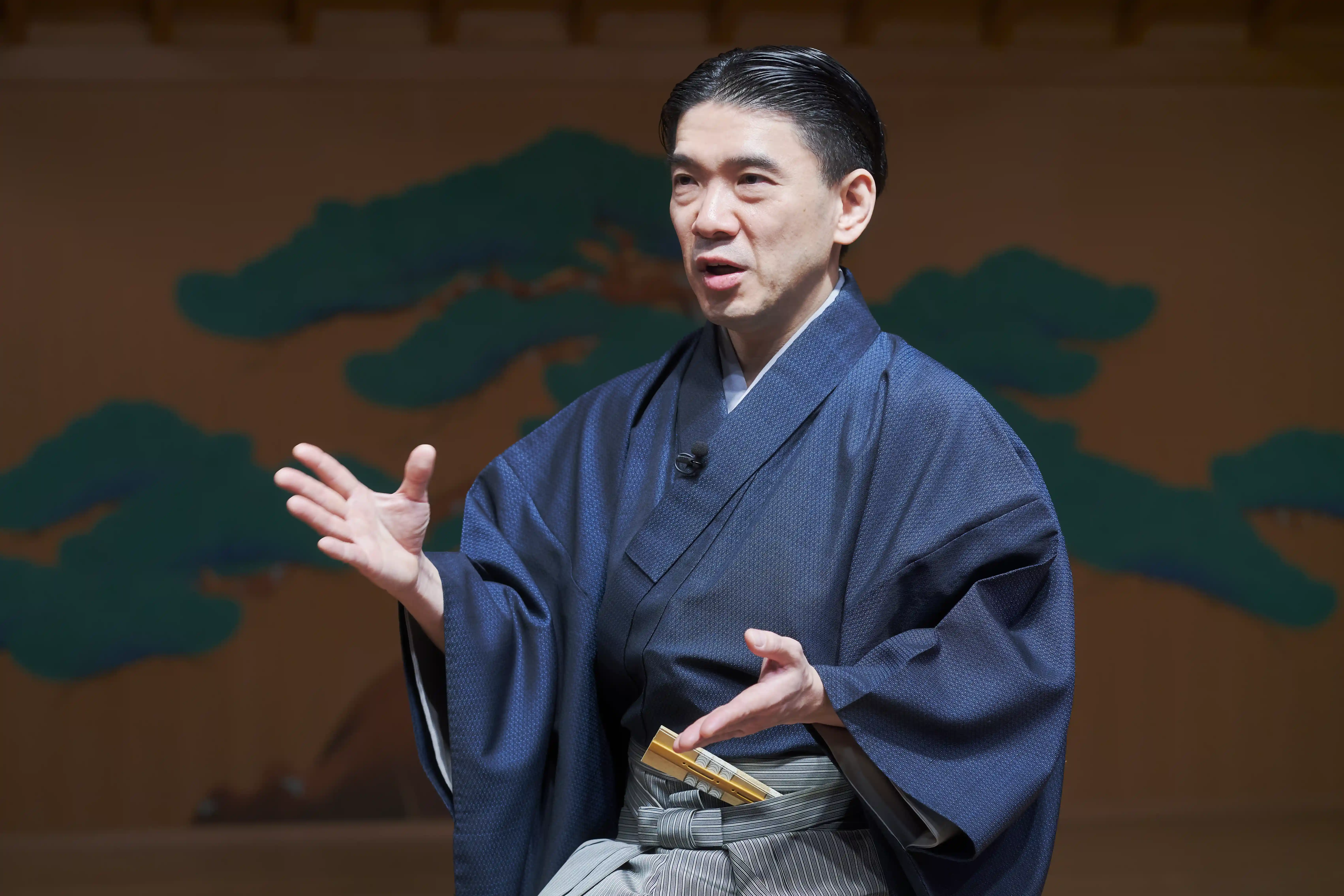 Toward the Unseen: What Noh Offers Beyond Performance