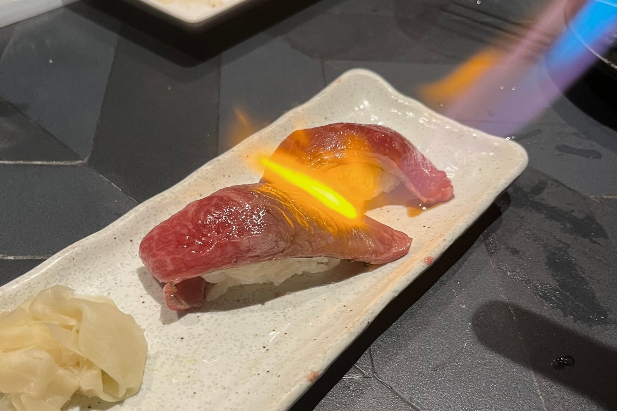Viral Sushi Bake vs. Aburi Sushi: The Complete Anniversary Guide to Japan’s Most Talked-About Seared Sushi